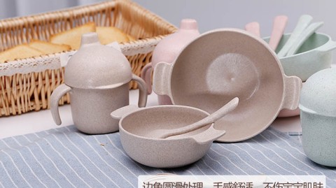 受够了餐桌像战场？一套儿童创意餐具设计方案，把喂饭时间从40分钟压缩到15分钟
