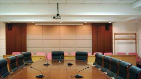 别在200㎡会议室花5万装垃圾音响了：2026年会议室音响设计方案的核心是这4步