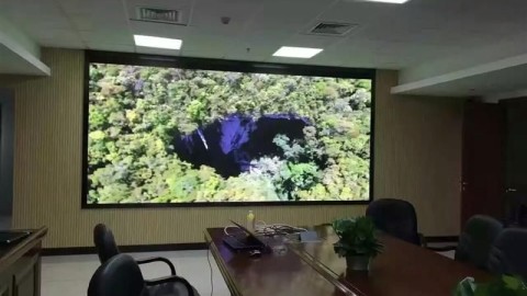 想埋一个100万的LED屏，但3年后维修费比屏贵？我们挖出了6个行业不敢说的参数坑